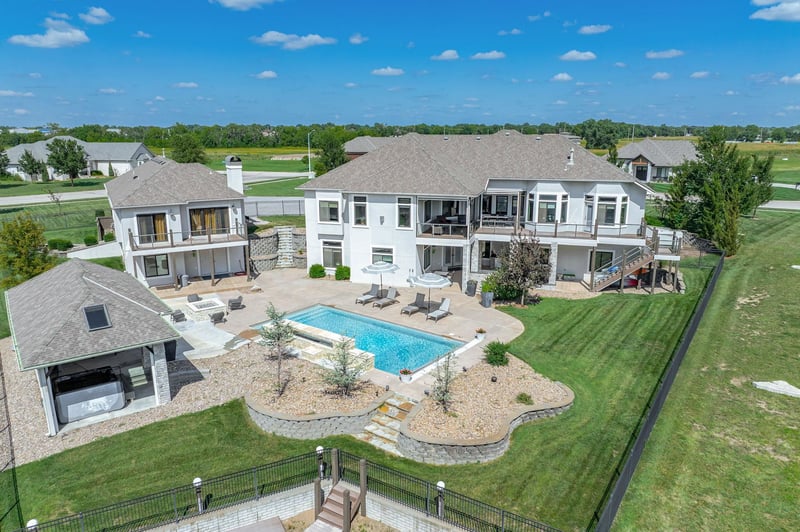 2901 Crystal Beach St, Wichita, KS 67204