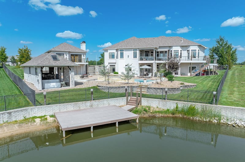 2901 Crystal Beach St, Wichita, KS 67204