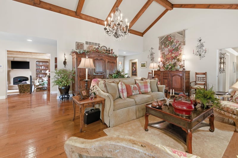 1440 Gatewood , Wichita, KS 67206