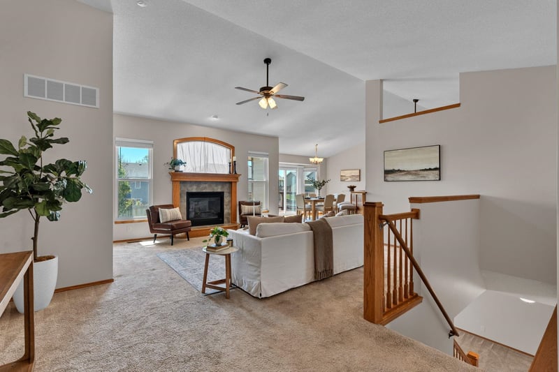 3225 Bluelake Ct, Wichita, KS 67215-1022