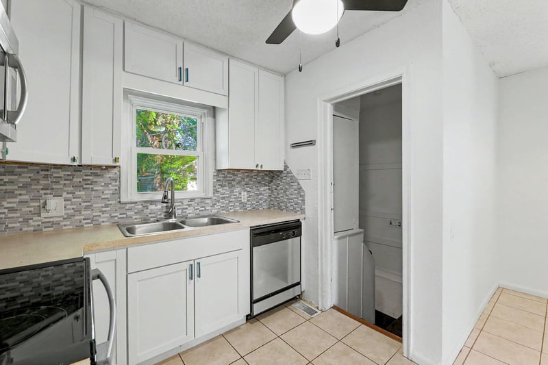 225 Glendale , Wichita, KS 67218