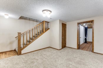 1309 S Bridgewater Dr, Wichita, KS 67209