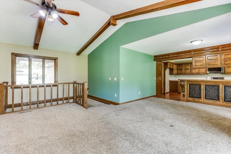 1309 Bridgewater Dr, Wichita, KS 67209