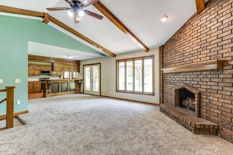 1309 Bridgewater Dr, Wichita, KS 67209