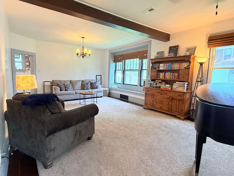 310 Lincoln St, Marion, KS 66861