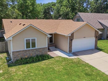 2040 N Parkridge Ct, Wichita, KS 67212