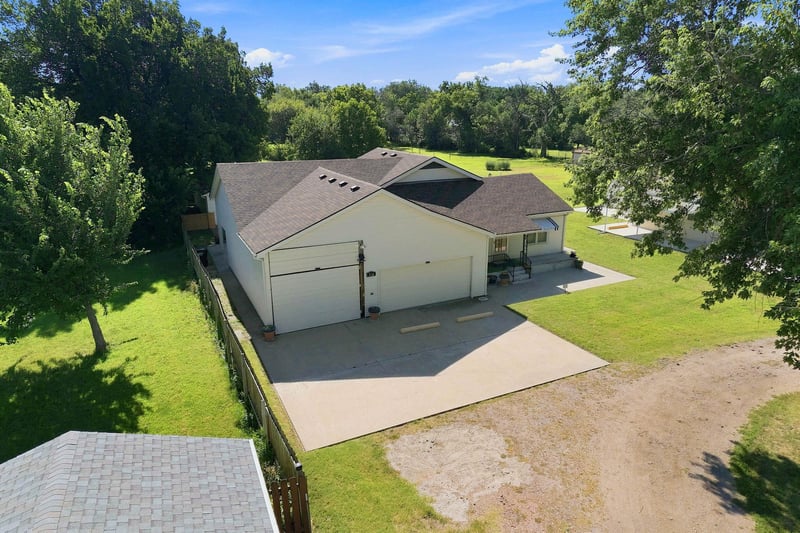1138 Sheridan St, Wichita, KS 67203
