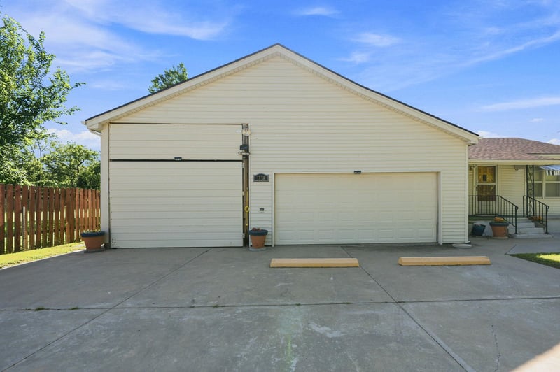 1138 Sheridan St, Wichita, KS 67203