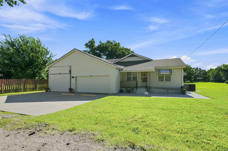 1138 N Sheridan St, Wichita, KS 67203