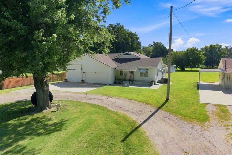 1138 Sheridan St, Wichita, KS 67203