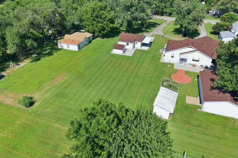 1132 Sheridan Ave, Wichita, KS 67203
