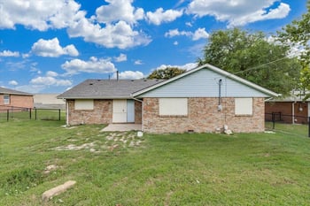 7015 W Newell, Wichita, KS 67212