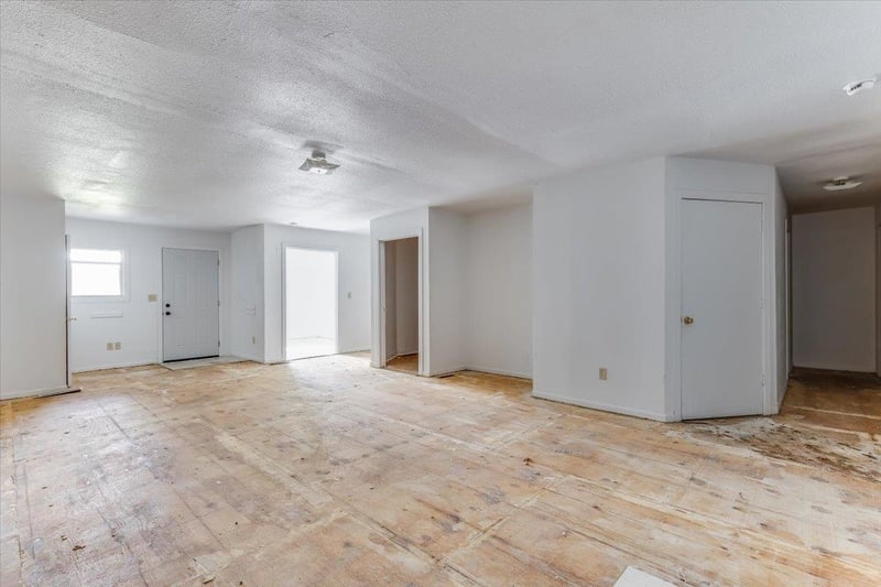 545 Summitlawn , Wichita, KS 67212