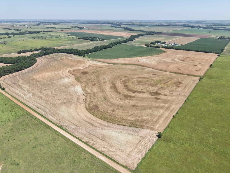 00000 Hobbs Creek Rd, Gypsum, KS 67448