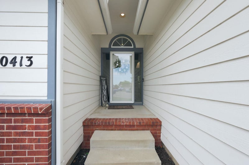 10413 University Ct, Wichita, KS 67209