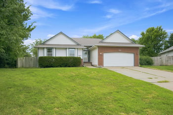 10413 W University Ct, Wichita, KS 67209