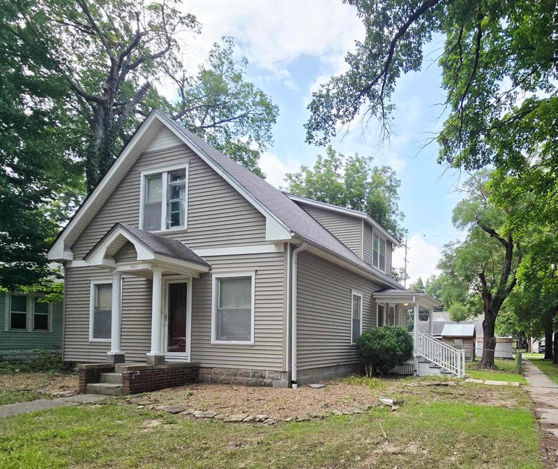 1201 11th , Winfield, KS 67156