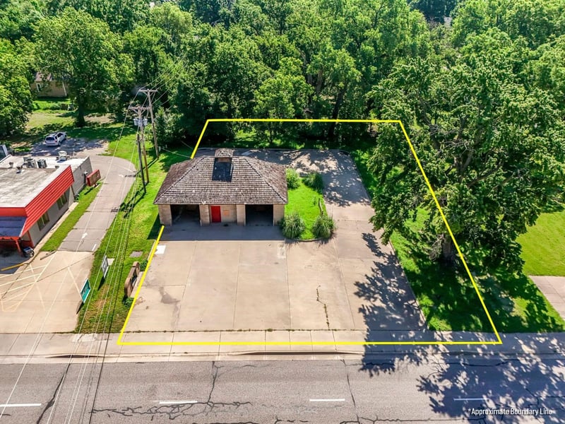 220 2nd , Mulvane, KS 67110