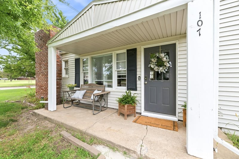 170 Doris , Wichita, KS 67212