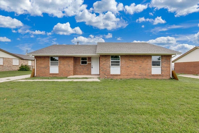 7028 Frazier , Wichita, KS 67212