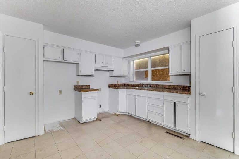 7028 Frazier , Wichita, KS 67212