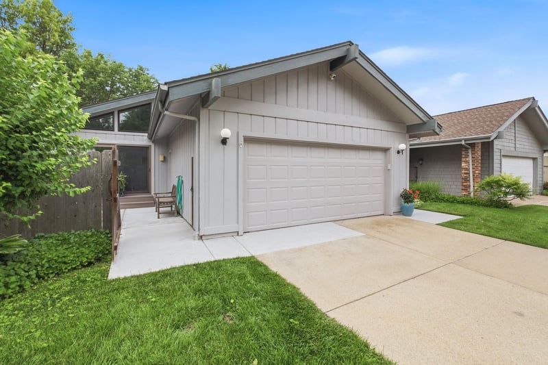 7700 13th , Wichita, KS 67206