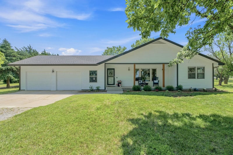 5898 SW 47th St, El Dorado, KS 67042