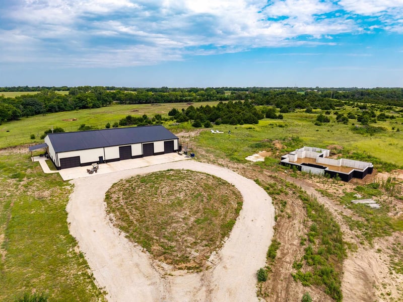 10730 103rd St S, Mulvane, KS 67110