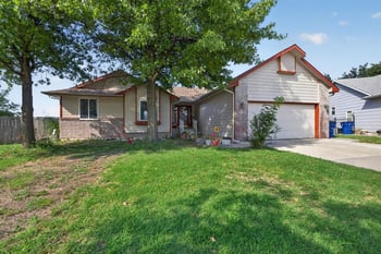 1802 S Hoyt Cir, Wichita, KS 67207