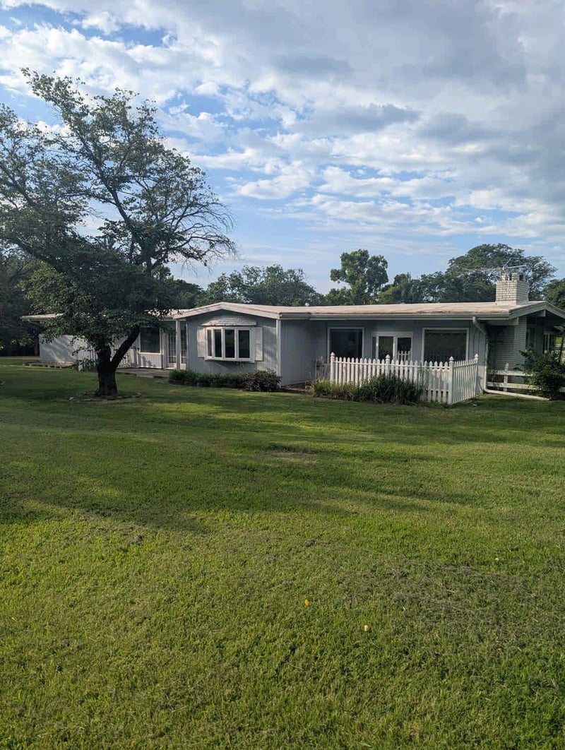 11600 Wilshire , Wichita, KS 67207