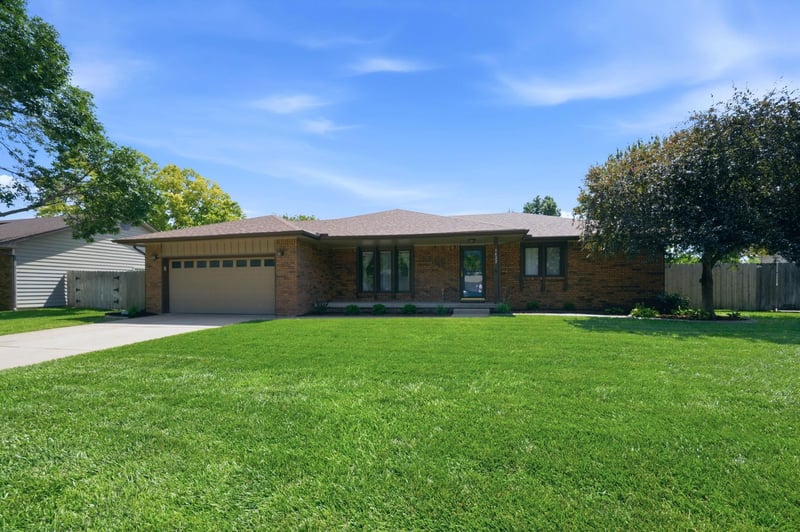 1422 Rutgers St, Wichita, KS 67212