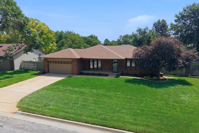 1422 Rutgers St, Wichita, KS 67212
