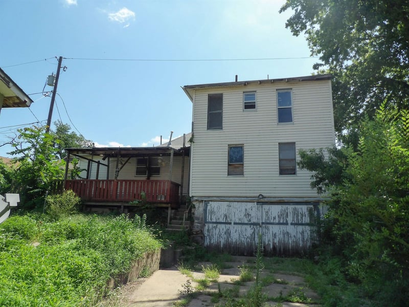 711 Summit , Arkansas City, KS 67005-6354