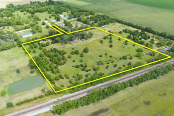 8901 Exposition St, Haysville, KS 67060-7905