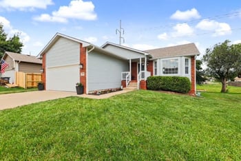 1913 S Honeytree St, Wichita, KS 67207