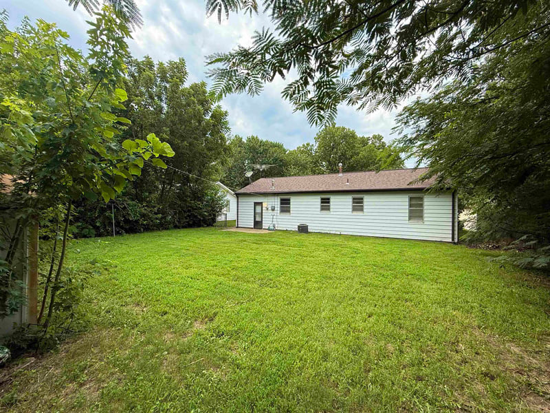515 4th St, Haysville, KS 67060