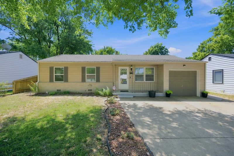 1039 Kokomo , Derby, KS 67037