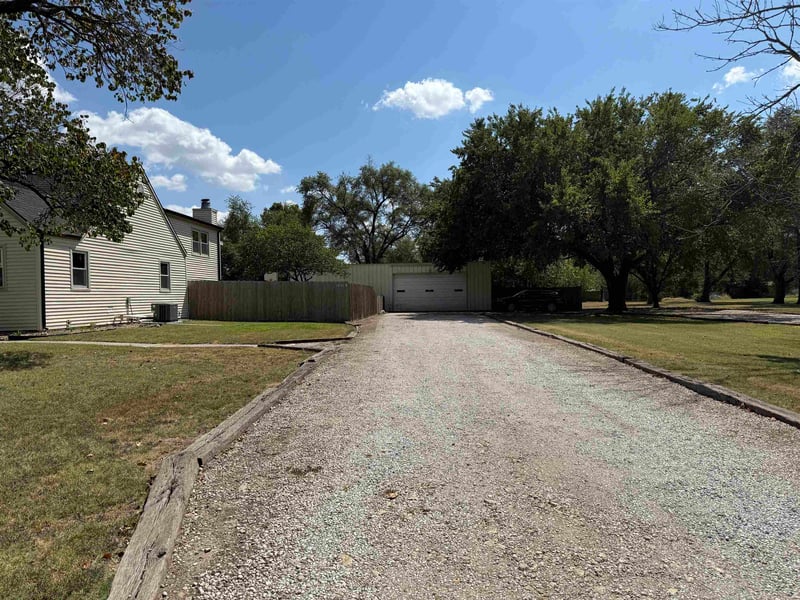 1801 W 53rd St N #1819 W 53rd St N, Wichita, KS 67204