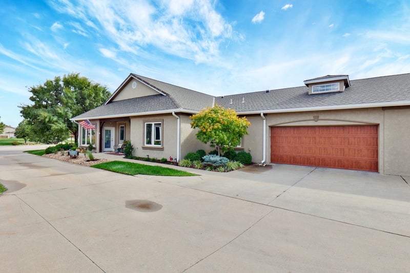 1337 N Hamilton Dr Unit A, Derby, KS 67037