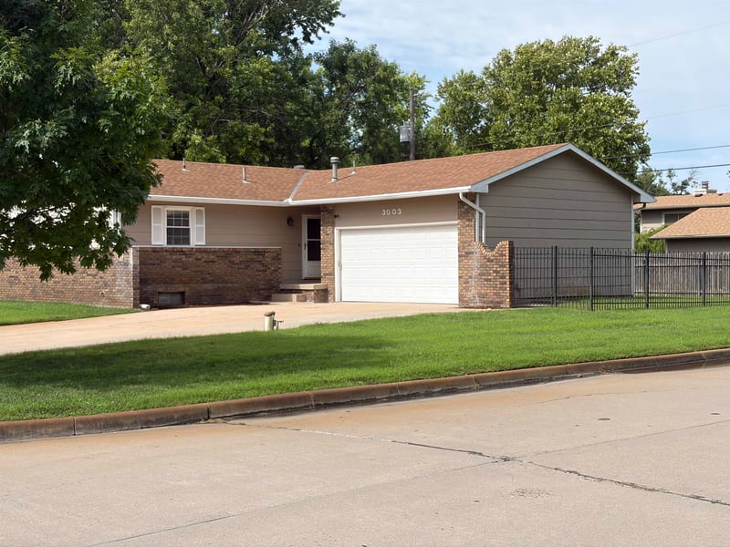 3003 S Edwards Ave, Wichita, KS 67217