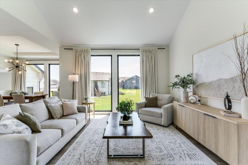 5919 Kollmeyer , Wichita, KS 67205