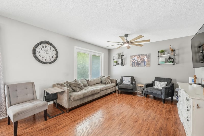 1740 Kessler , Wichita, KS 67203
