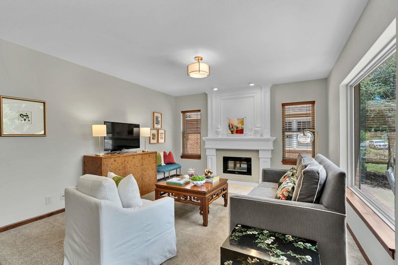 207 S Battin St, Wichita, KS 67218
