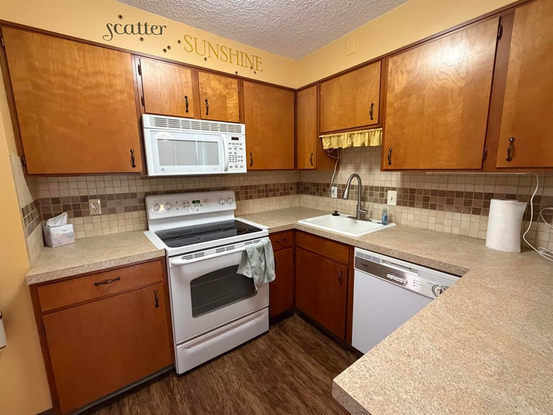 330 Central Ave, El Dorado, KS 67042