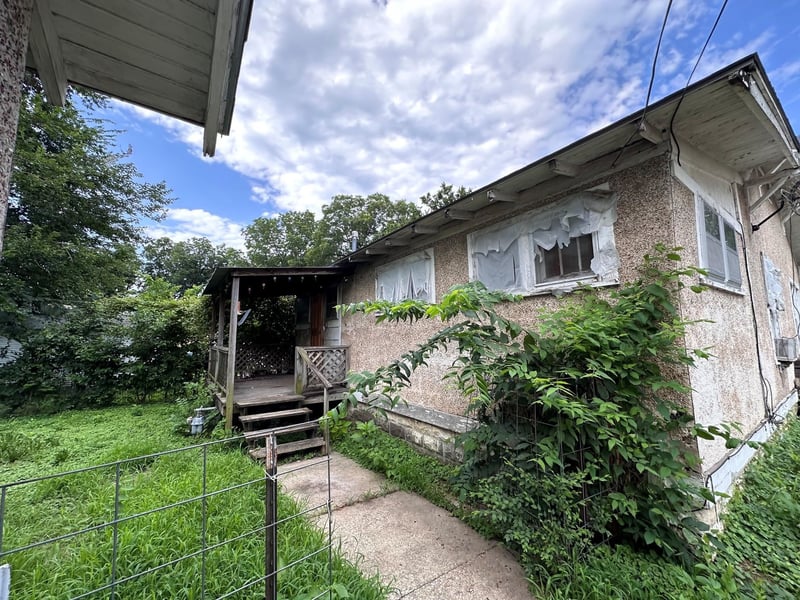 1310 B , Arkansas City, KS 67005