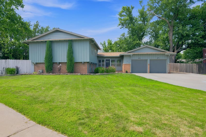 6202 E 10th St N, Wichita, KS 67208