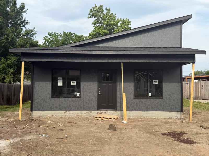 1036 Cleveland , Wichita, KS 67214