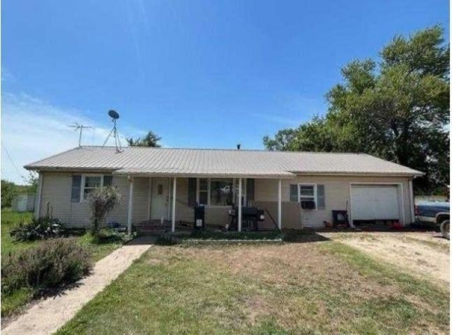 4291 SW Prairie Creek Rd, Benton, KS 67017