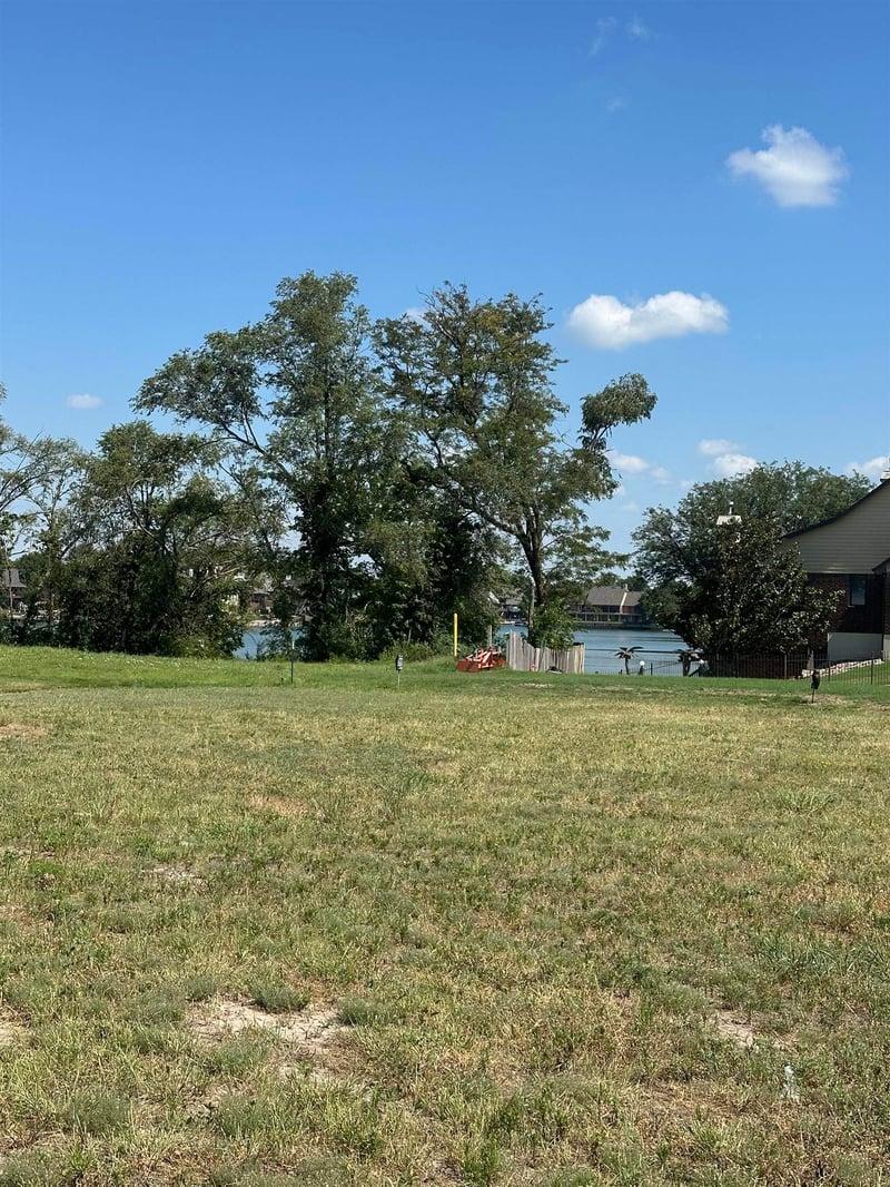 2926 Driftwood , Wichita, KS 67204