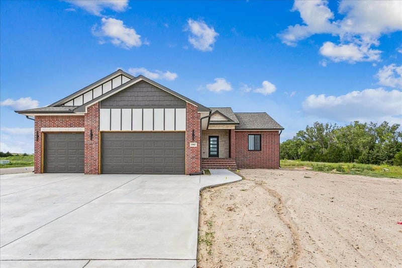 3502 Bluelake Ct, Wichita, KS 67215